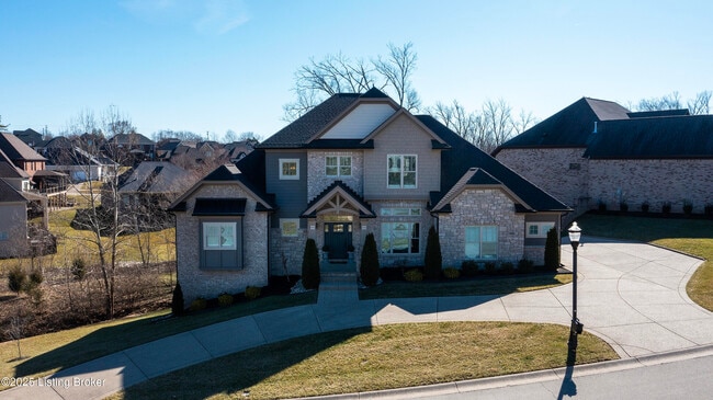 Building Photo - 14000 Glendower Dr