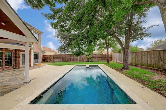 Building Photo - 14203 Cloud Cliff Ln