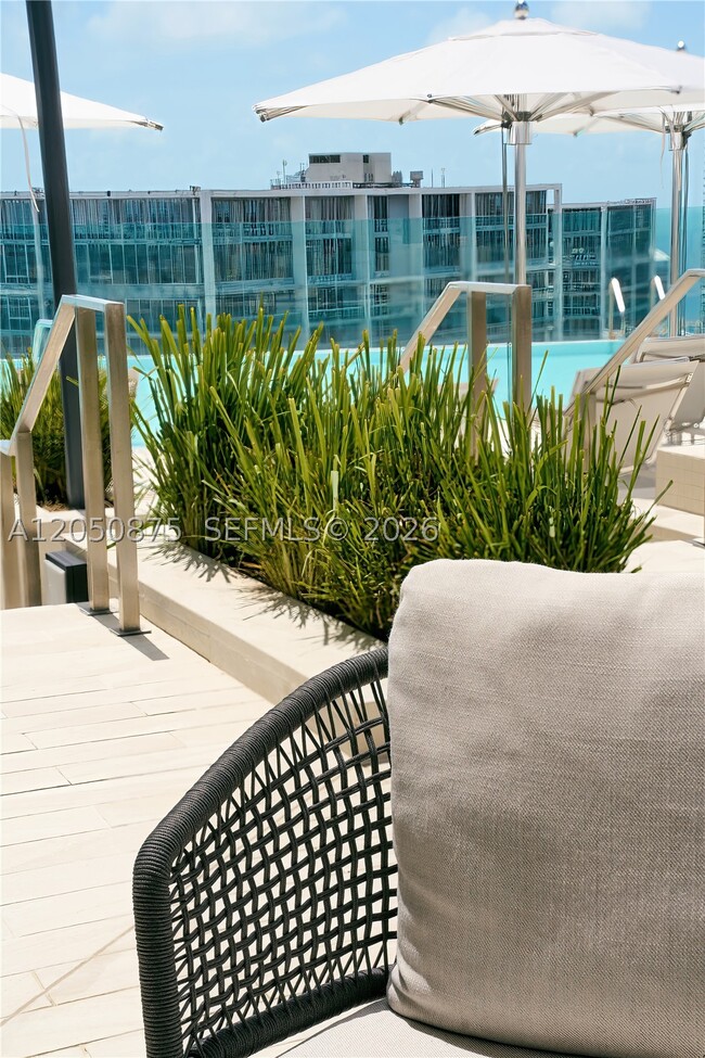 Building Photo - 300 Biscayne Blvd