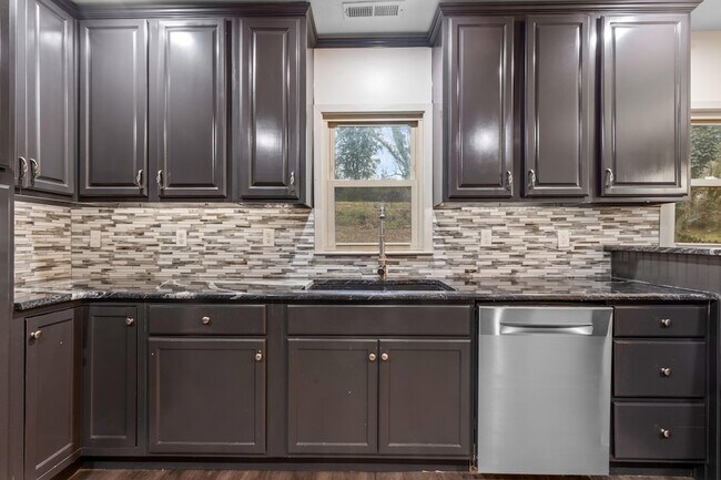 Building Photo - 3118 New York Ave