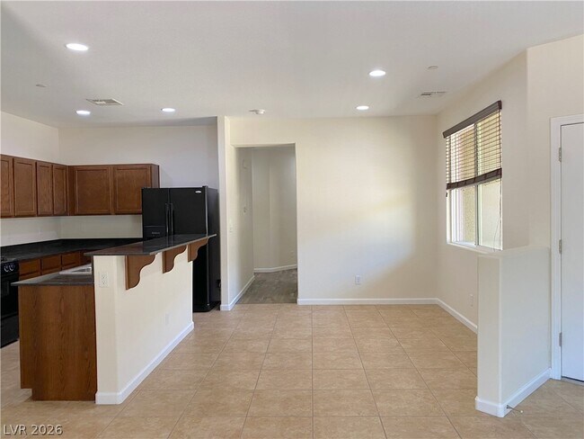 Building Photo - 1000 Aspen Cliff Dr