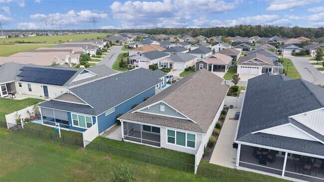 Building Photo - 6230 Dingman Wy