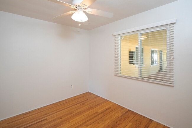 Building Photo - *OPEN HOUSE: 8/2 10-11AM* Vintage Charm in...