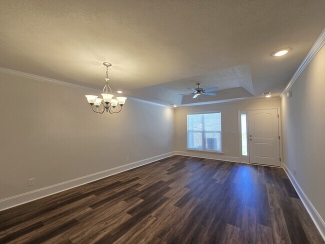 Building Photo - 8047 Bannock Cir