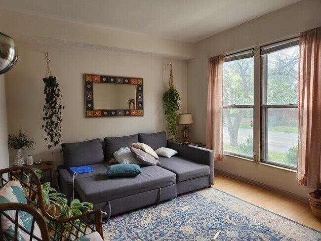 Living Room - 224 W 3rd Ave