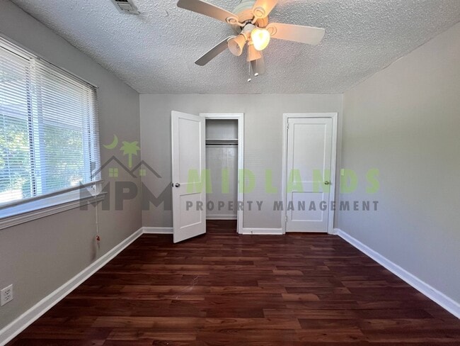 Building Photo - 4921 Dale Dr