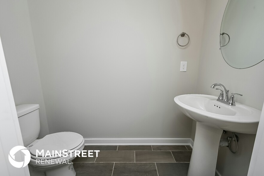 Building Photo - 5405 Nancy Seward Dr