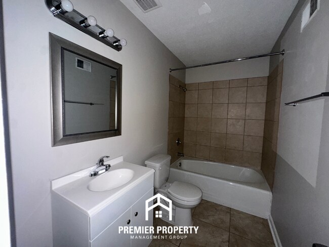 Building Photo - Spacious 3BR/2BA Bartlett Home | 1,770+ SQ FT, Tile Floors & Large Fenced Yard