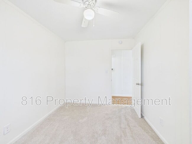 Building Photo - 6202 E 150th Terrace