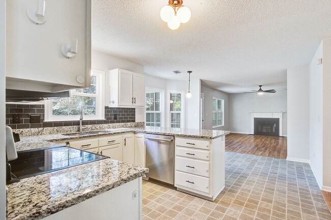 Building Photo - 1547 Clark Sound Cir