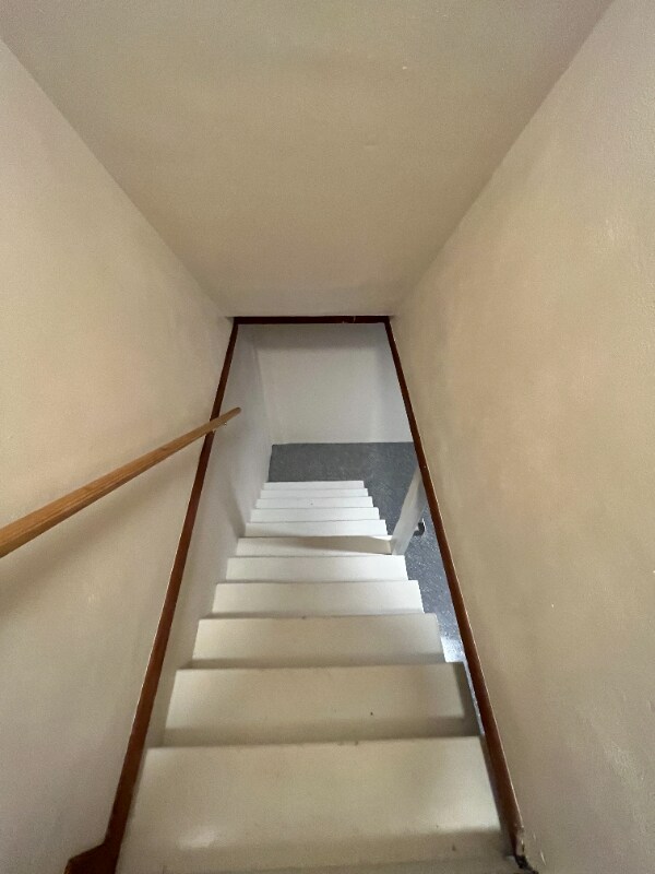 Building Photo - 601 E Mumford Dr