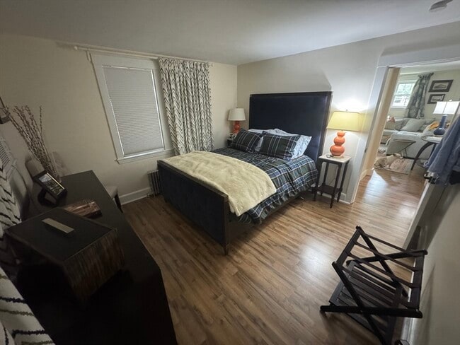 Building Photo - 36 Evergreen Ave