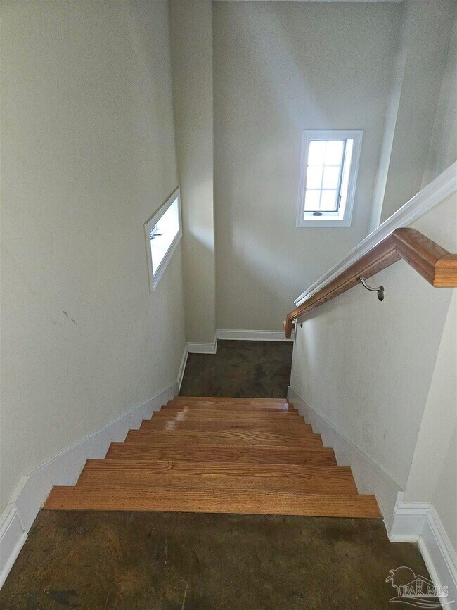 Building Photo - 432 Bayfront Pkwy