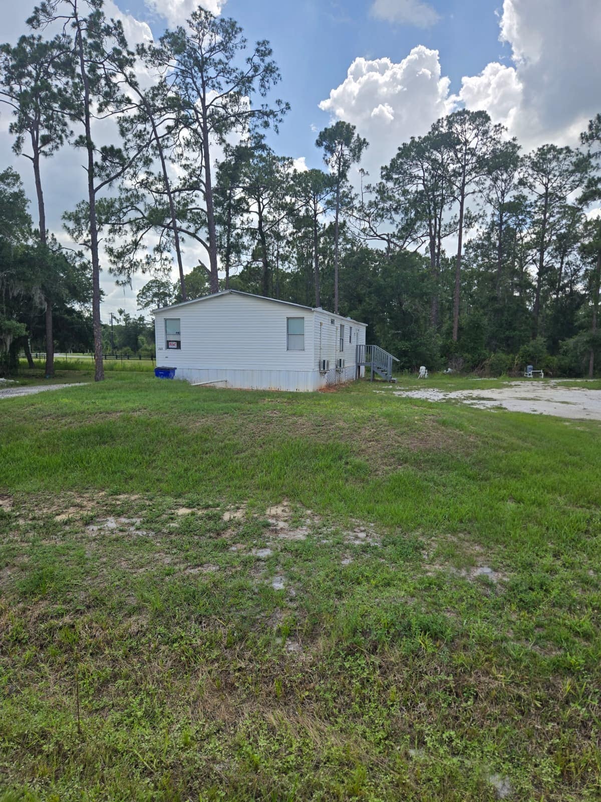 Building Photo - 1006 W Maxanna Blvd