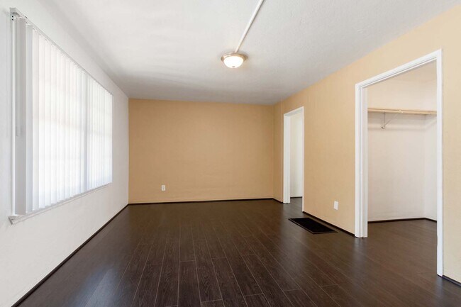 Living space - 455 Magnolia