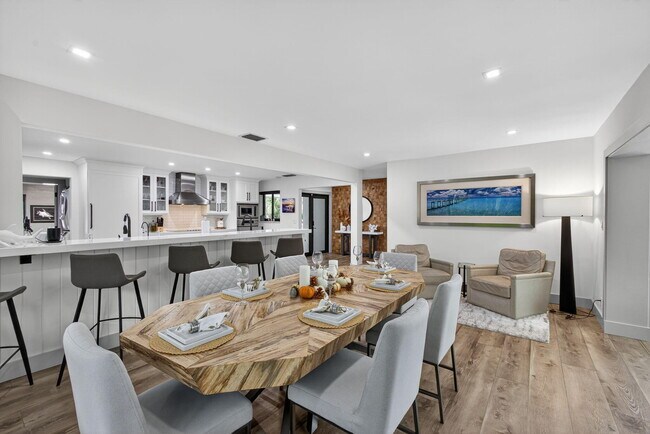 Building Photo - 12 Leeward Cir