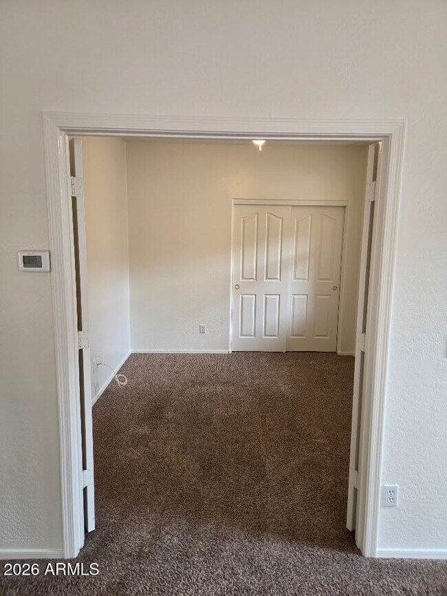 Building Photo - 12901 W Glenrosa Dr