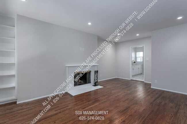 Building Photo - 941 W Huntington Dr