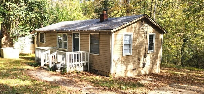 Building Photo - Three Bedroom House in Town of Ranlo, NC
