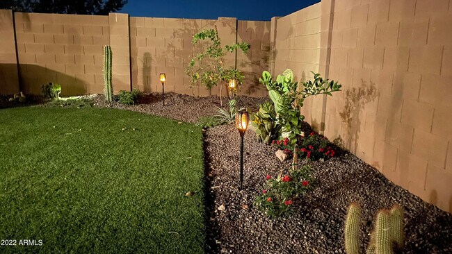 Building Photo - 19460 N 27th Pl