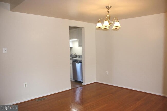 Building Photo - 7438 Ardglass Dr