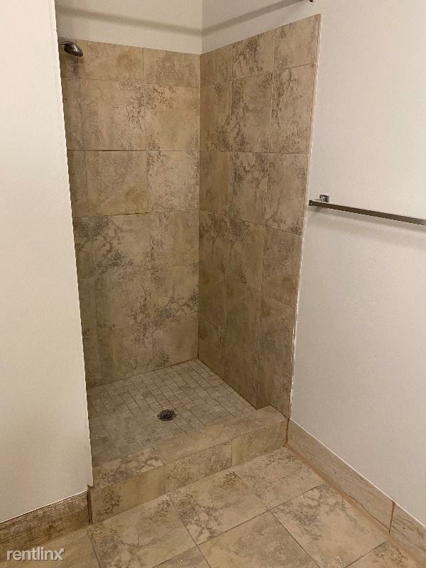 Building Photo - 20-4 N Wabash Ave