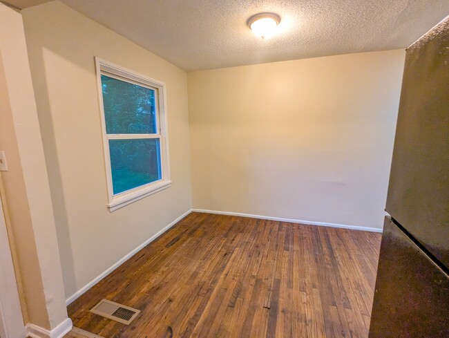 Building Photo - 3054 Waters Rd SW