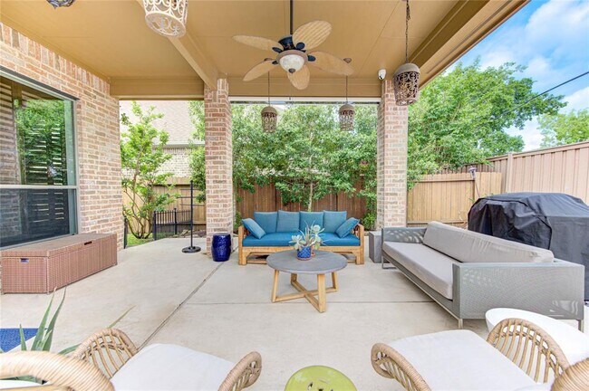 Building Photo - 14434 Tivoli Dr