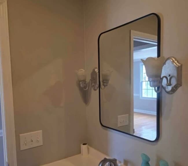 Building Photo - NEW RENTAL LISTING - NO HUD NO SECTION 8