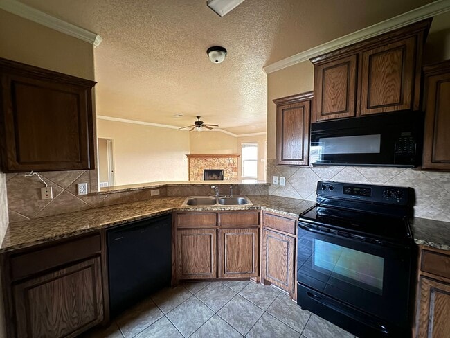 Building Photo - 3100 Rockwall Dr