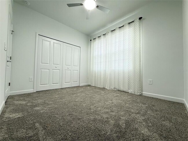 Building Photo - 7117 Dilly Lake Ave