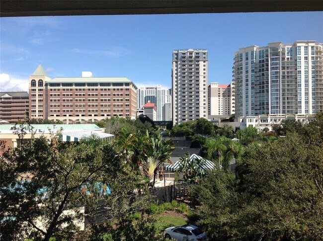 Building Photo - 1000 S Harbour Island Blvd