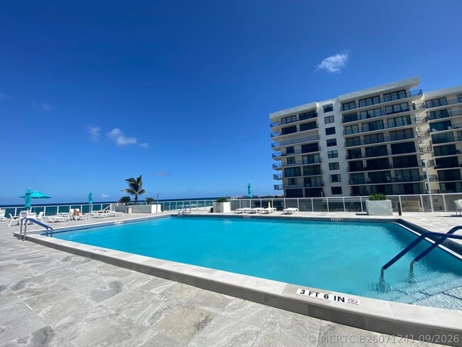 Building Photo - 3450 S Ocean Blvd