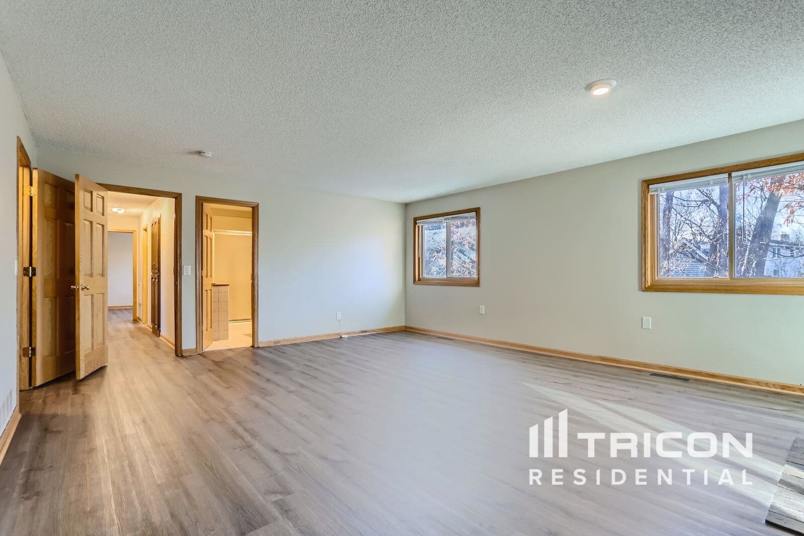 Building Photo - 4845 Orleans Ln N