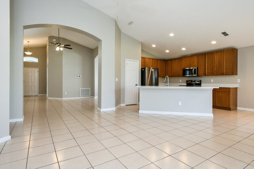 Building Photo - 2957 Conner Ln