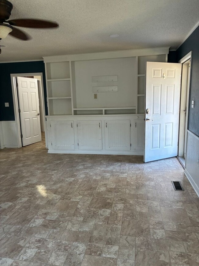 Building Photo - Chef's Kitchen! Large Home on Corner Lot with Spacious Fenced Yard