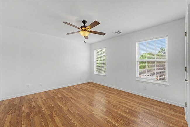 Building Photo - 5213 S 62nd St