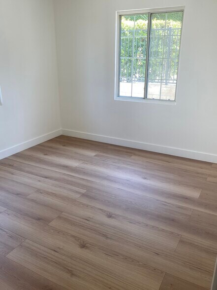 Bedroom 1 - 1437 Plumas St