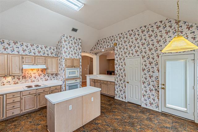 Building Photo - 2311 Shiloh Ln