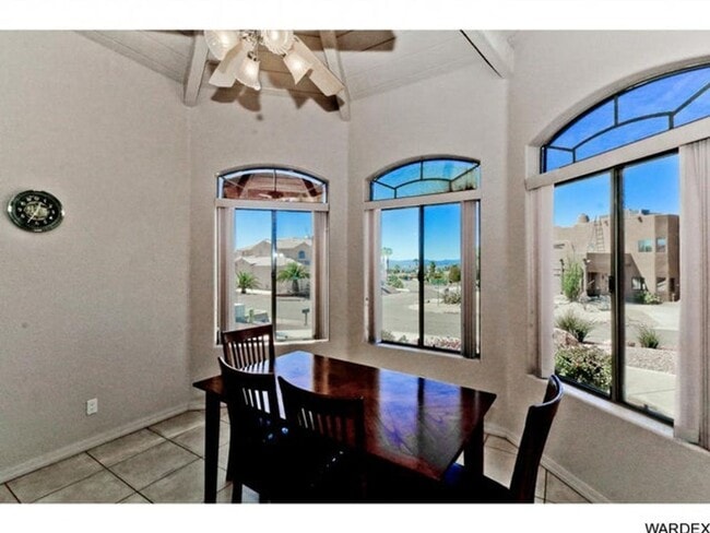 Building Photo - *REDUCED PRICE* Long Term - Unfurnished- Beautiful Golf Course Pool Home!!