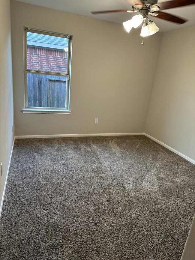 Building Photo - 8617 Explorer Dr