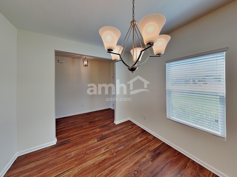 Building Photo - 8146 Golden Bamboo Dr