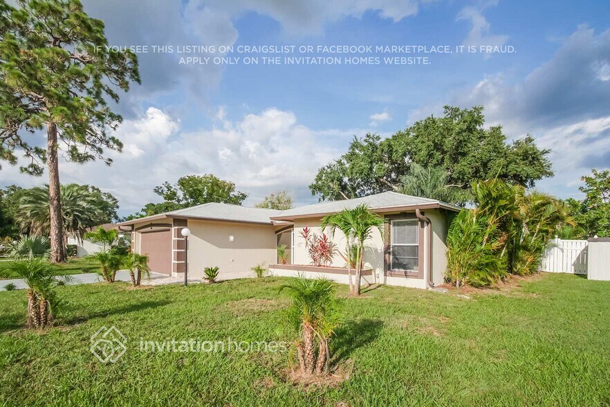 Primary Photo - 1485 Palmwood Dr
