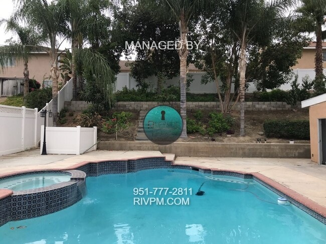 Building Photo - Beautiful 4-Bedroom Home with Pool & Garde...