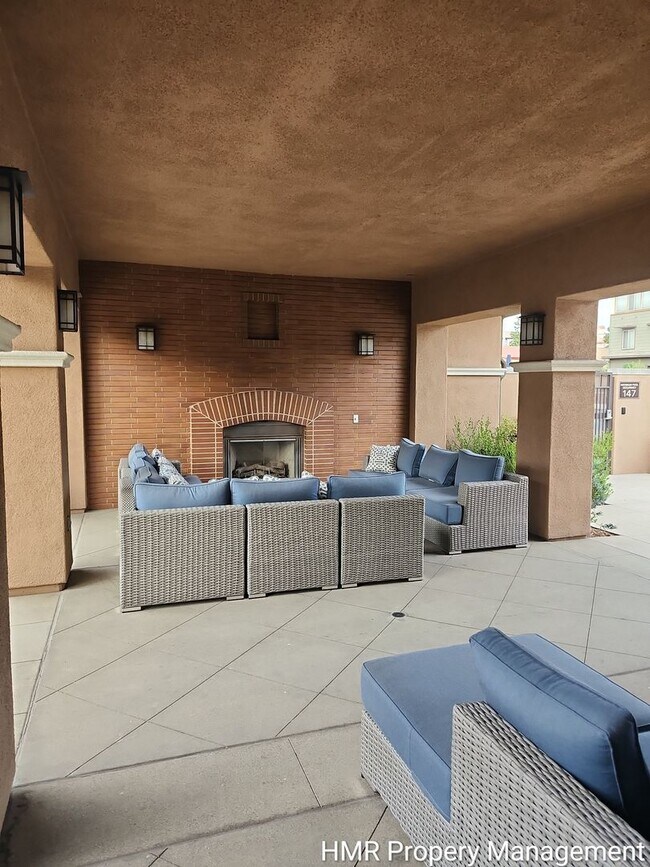 Building Photo - Modern 2-Bedroom Condo Near Victoria Gardens