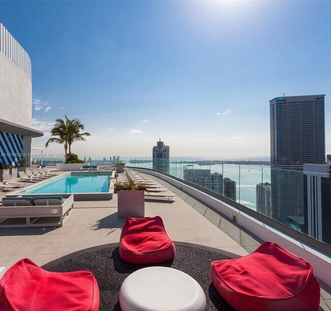 Building Photo - 55 SW 9th St