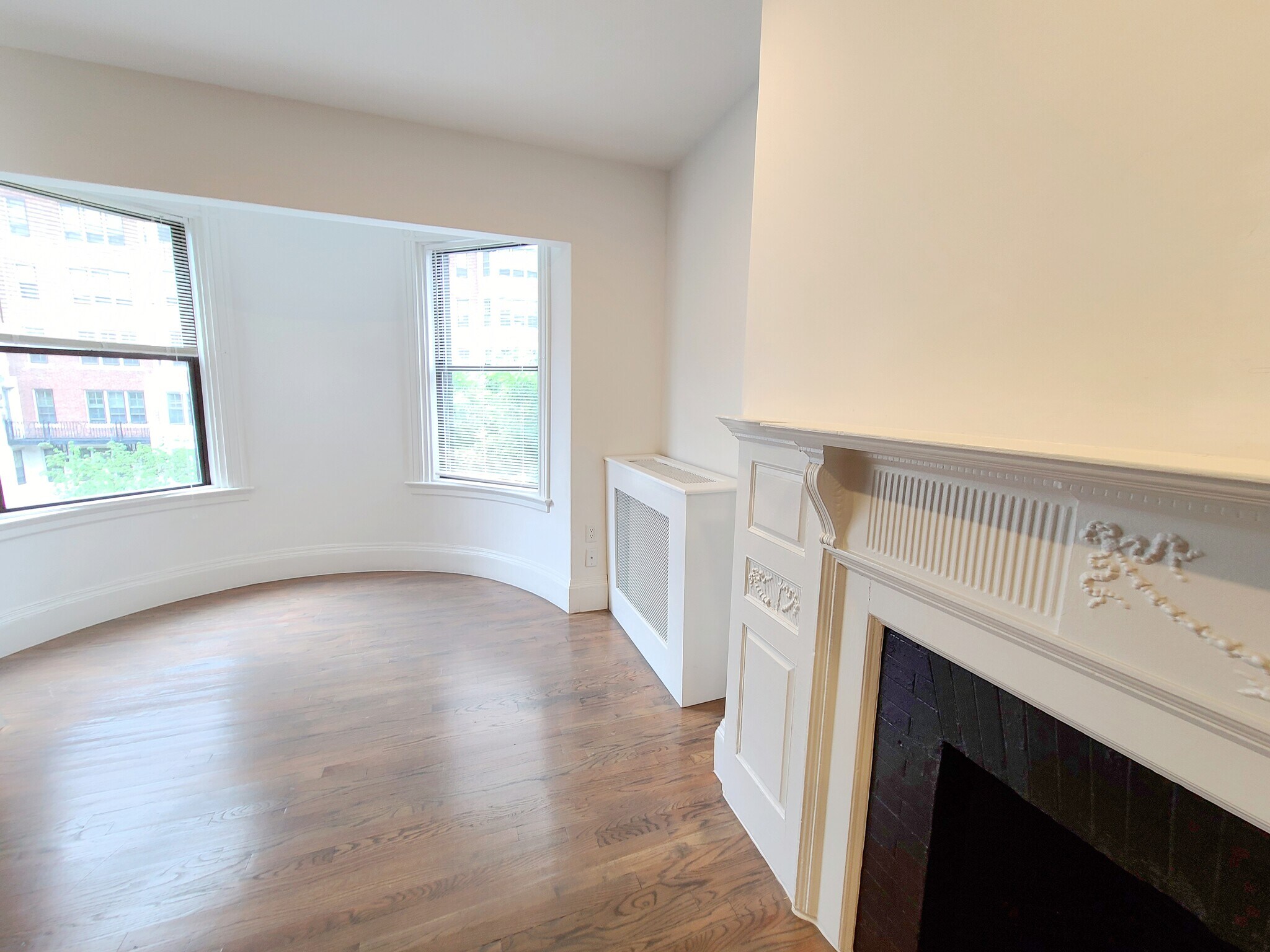 Building Photo - 501 Beacon St