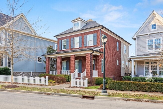 Building Photo - 1036 Clifton St