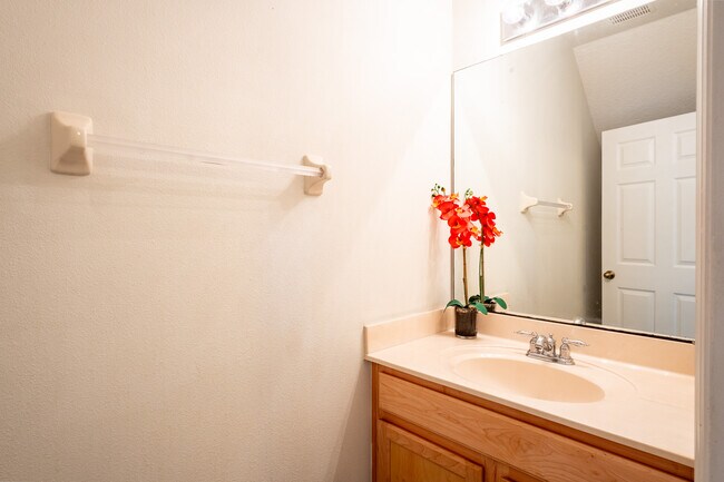 Building Photo - 9859 Tivoli Villa Dr