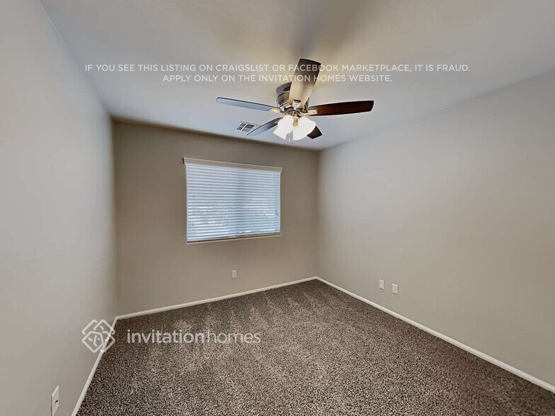 Building Photo - 40037 W Sanders Way